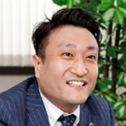 税理士　横井慎也