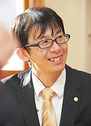 岩田圭史顧問税理士