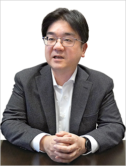 石川智久氏