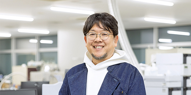 手嶋勝弥氏