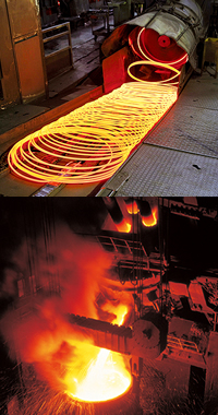 星崎工場で圧延中の特殊鋼線材(上)、電気炉で溶解された鋼(下)