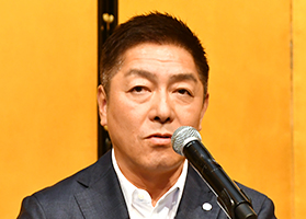 下田泰寛氏