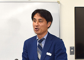 稗田英明室長代理